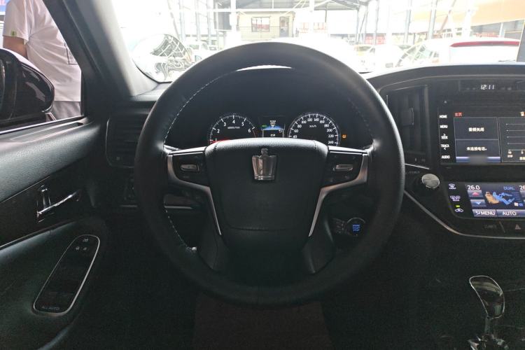 Used Toyota Crown 2015 2.0T Fashion Edition