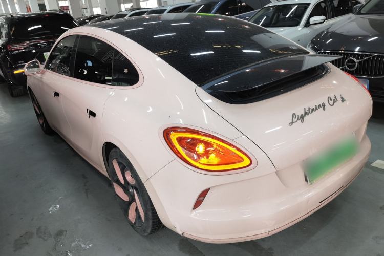 Used ORA Lightning Cat 2022 555 km Luxury Edition
