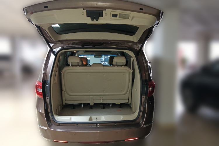 Used Buick GL8 2018 28T Luxury Model China VI Standard Trunk