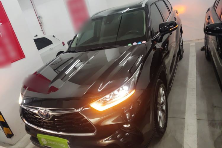 Used Toyota Highlander 2022 Dual-Engine 2.5L Four-Wheel Drive Supreme Edition 7-Seater Front