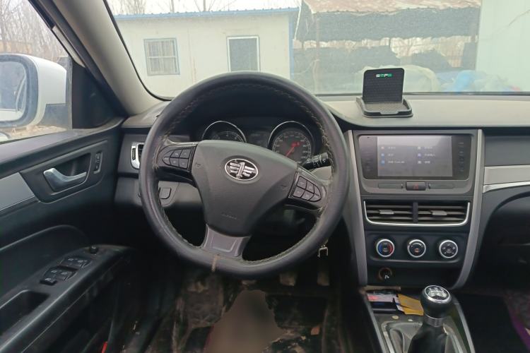 Used Bestune B30 2016 1.6L manual luxury version
