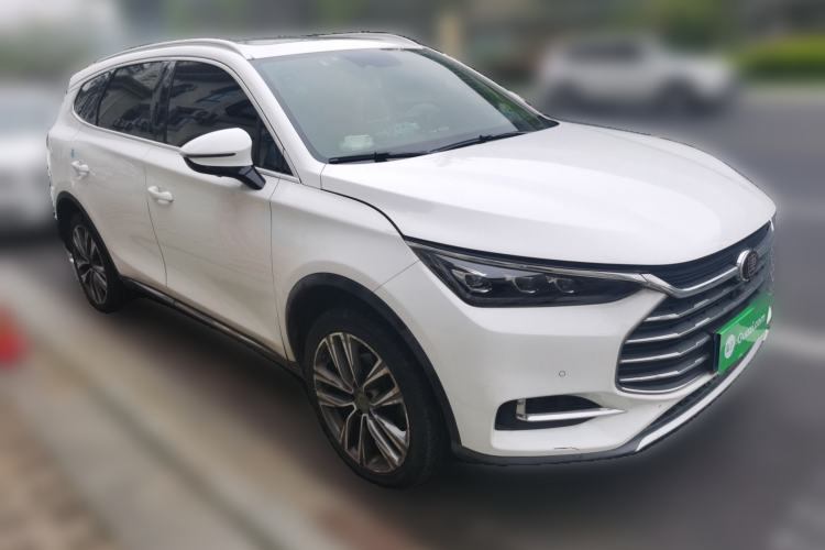 Used BYD Tang 2018 2.0T Automatic SmartConnect Prestige 7-Seater China V Standard Front Right 45 Deg