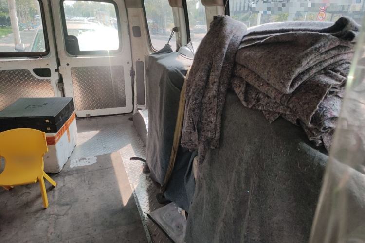 Used SAIC MAXUS Xintu V80 2016 2.5T Manual Aoyuntong National IV Long Wheelbase Mid-Height 7-Seater