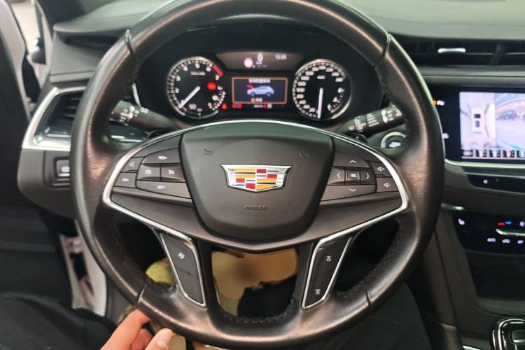 Used Cadillac XT5 2020 28T Four-Wheel Drive Luxury Version Steering Wheel
