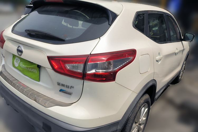 Used Nissan Qashqai 2016 2.0L CVT Elite Edition Rear Right 45 Deg