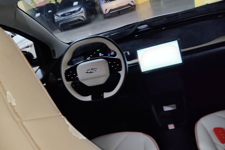 Used Chery Little Ant 2024 Refreshed Version Youth Edition 321 km Beloved Edition 29.23 kWh