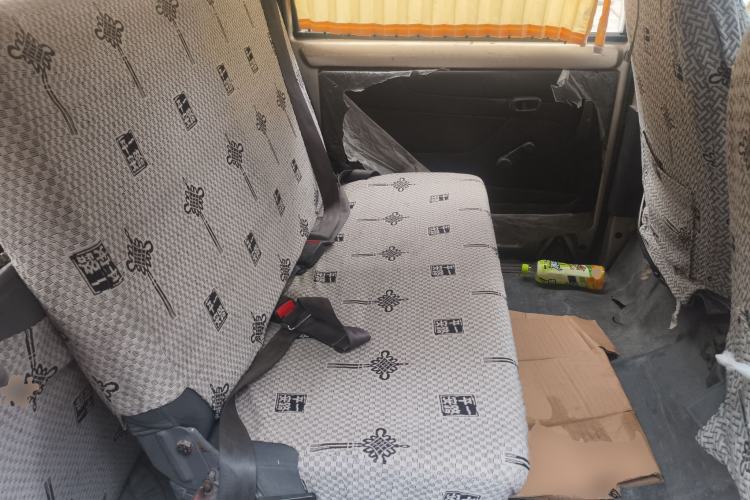 Used Wuling Rongguang 2011 1.2L Base Version