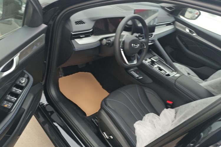 Used Geely Auto Preface 2026 Model Oriental Yao 1.5TD Fuyao Edition
