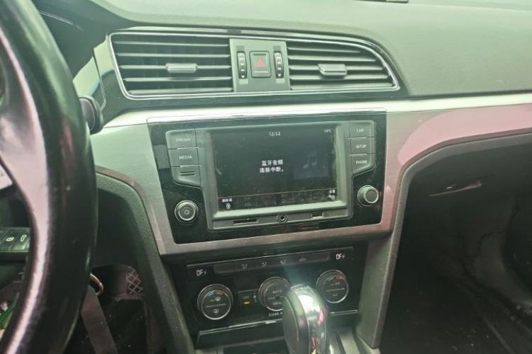 Used Volkswagen Lamando 2017 280TSI DSG Comfort Edition Interior 3