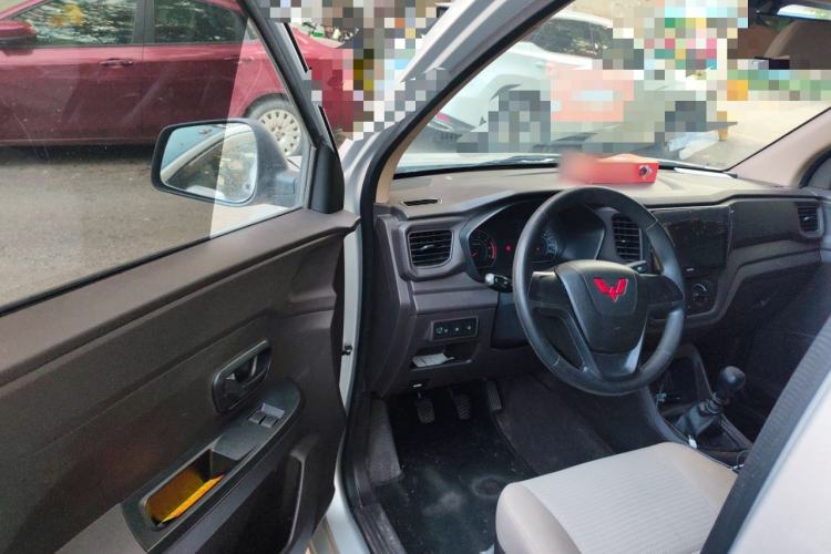 Used Wuling Hongguang V 2021 1.5L Jingqu Version LAR