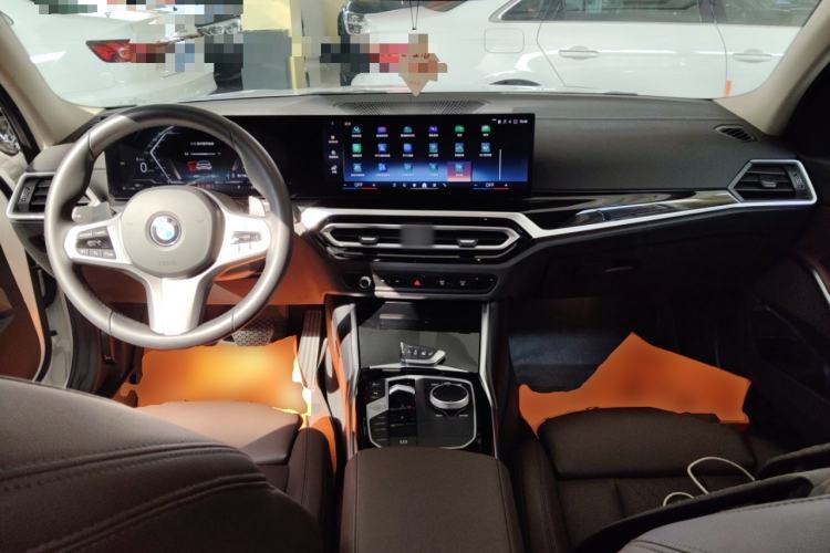 Used BMW 3 Series 2024 320Li M Sport Package Center Console