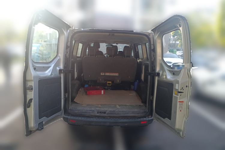 Used Ford Transit 2017 2.0T Diesel Multi-Purpose Commercial Vehicle Short Wheelbase Low Roof China V Standard
