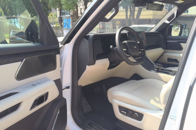 Used Polestones 01 2024 All-Purpose 7-Seater Standard Range Edition
