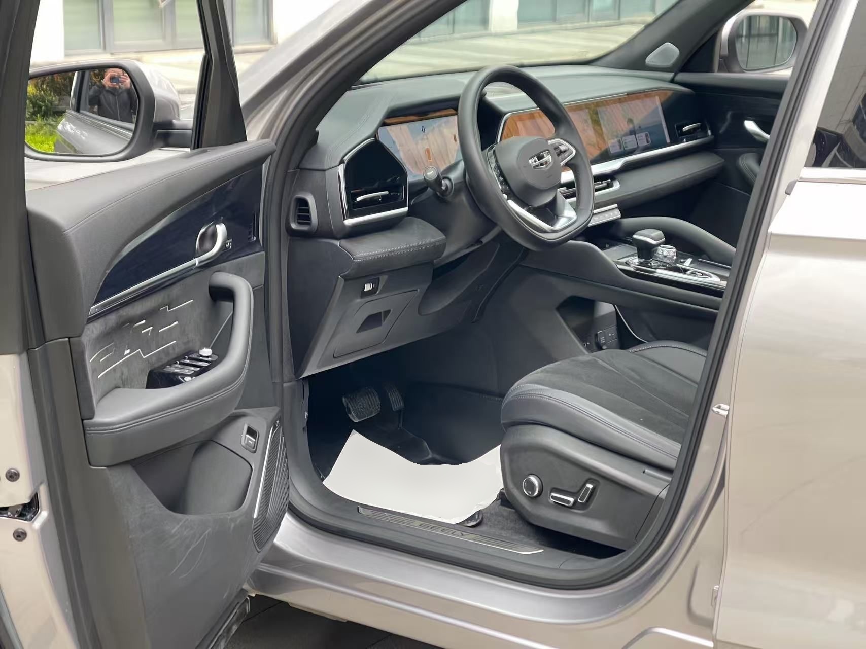 Geely Auto Monjaro L 2024 2.0TD High-Power Automatic Two-Wheel Drive Skyline Edition — снимка 18