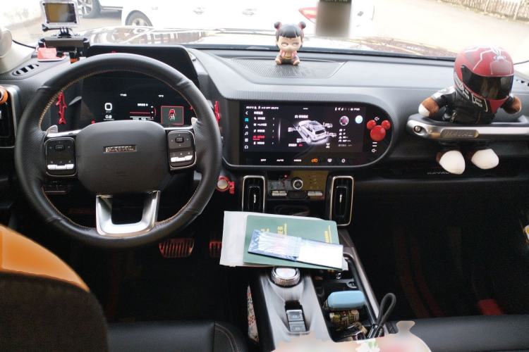 Used Haval DARGO 2022 2.0T DCT 4x4 Xiaotianquan Pursuit Edition Center Console