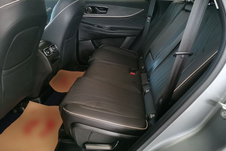 Used Chery Tiggo 9 2023 2.0T Dual-Clutch Two-Wheel Drive Leading Edition 5 Seats