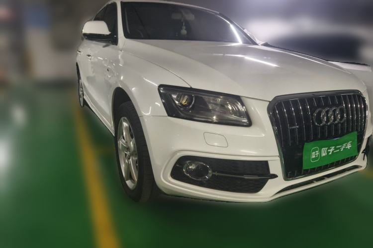 Used Audi Q5 2017 Plus 40 TFSI Ambition Model
