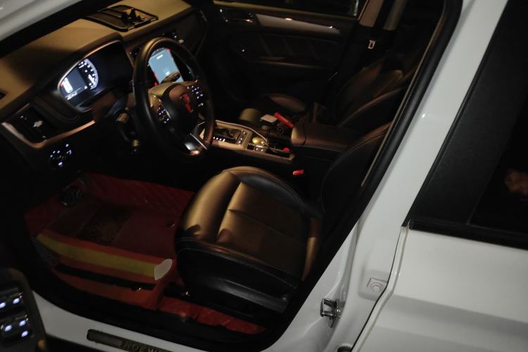 Used Roewe RX5 2018 20T Two-Wheel Drive Automatic Internet Smart Luxury Edition