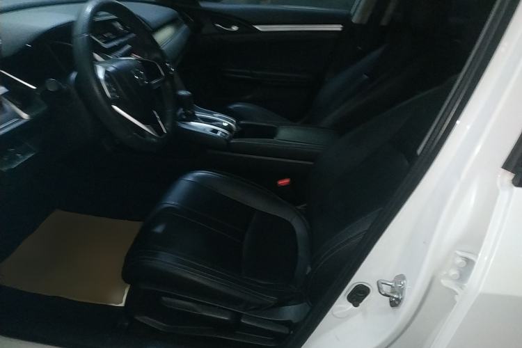 Used Honda Civic 2016 220TURBO CVT Luxury Edition
