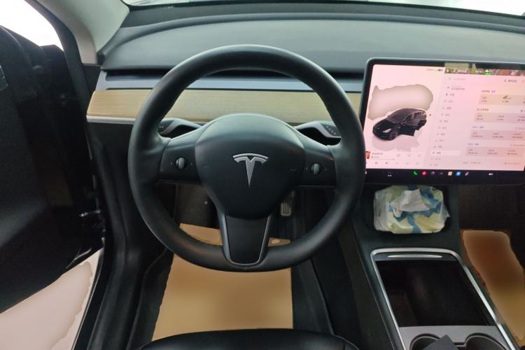 Used Tesla Model Y 2022 Rear-Wheel-Drive Version