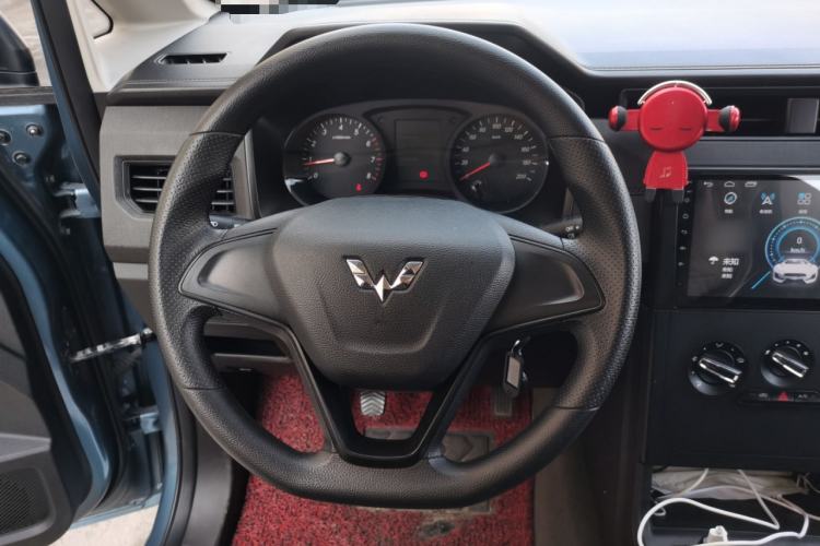 Used Wuling Hongguang PLUS 2019 1.5T Manual Standard Version 7 Seats
