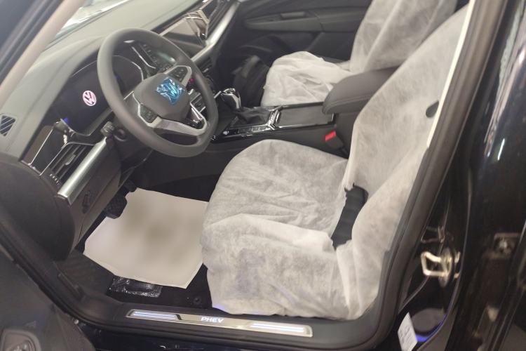 Used Volkswagen Passat New Energy 2025 430 PHEV Hybrid Business Edition Left Front Seat