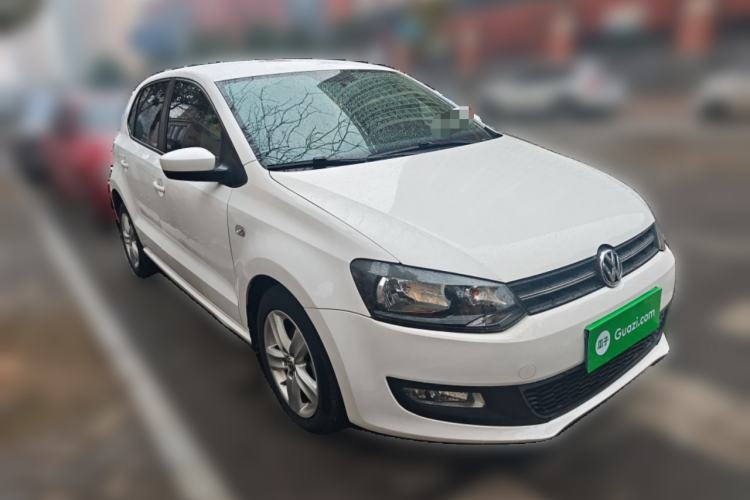 Used Volkswagen Polo 2011 1.4L Automatic ZhiShang Version Front Right 45 Deg