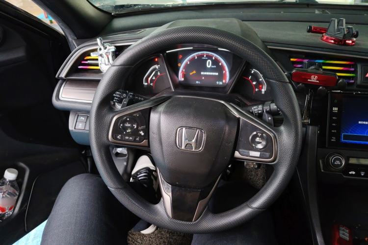 Used Honda Civic 2021 HATCHBACK 220TURBO CVT New Trendsetter