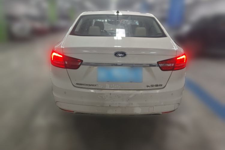 Used Ford Escort 2015 1.5L Automatic Fashion Model