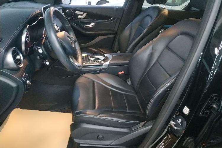 Used Mercedes-Benz GLC 2019 Facelift GLC 260 L 4MATIC Luxury Model
