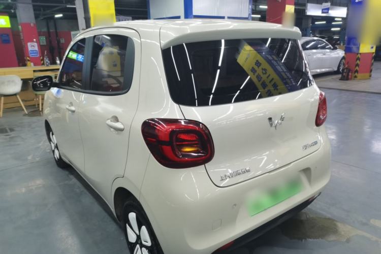 Used Wuling Hongguang MINIEV 2025 Four-Door Version Advanced Edition Exterior 2