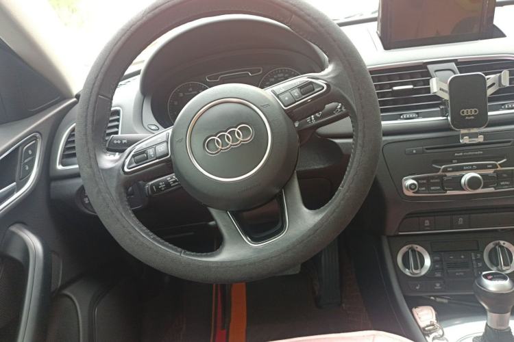 Used Audi Q3 2013 35 TFSI Comfort Model
