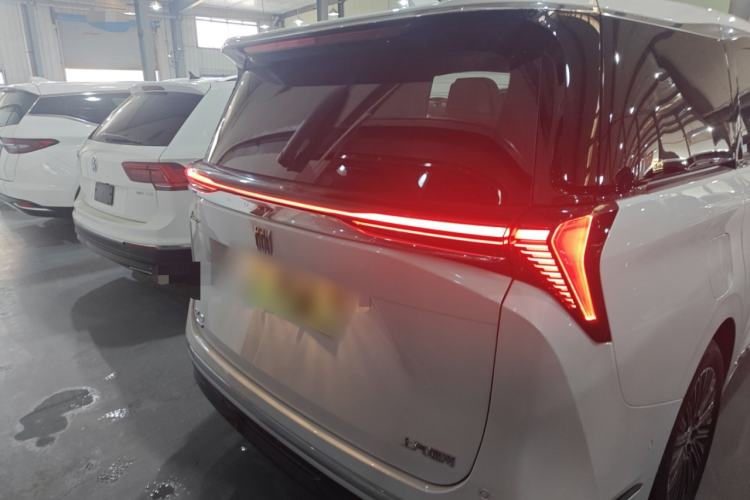 Used Buick GL8 New Energy 2024 Lu Zun Luxury Edition 7-Seater