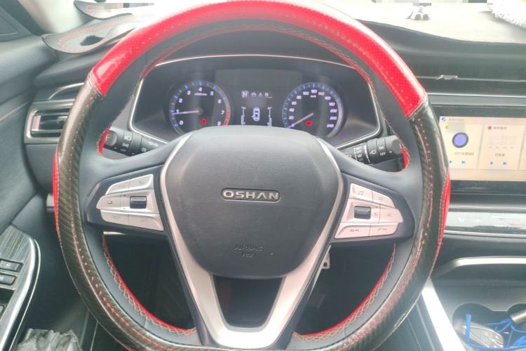 Used CHANGAN OSHAN X7 2020 1.5T Automatic Luxury Model Steering Wheel