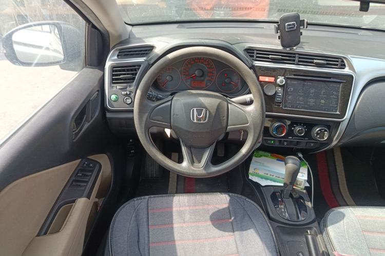 Used Honda City 2015 1.5L CVT Comfort Version