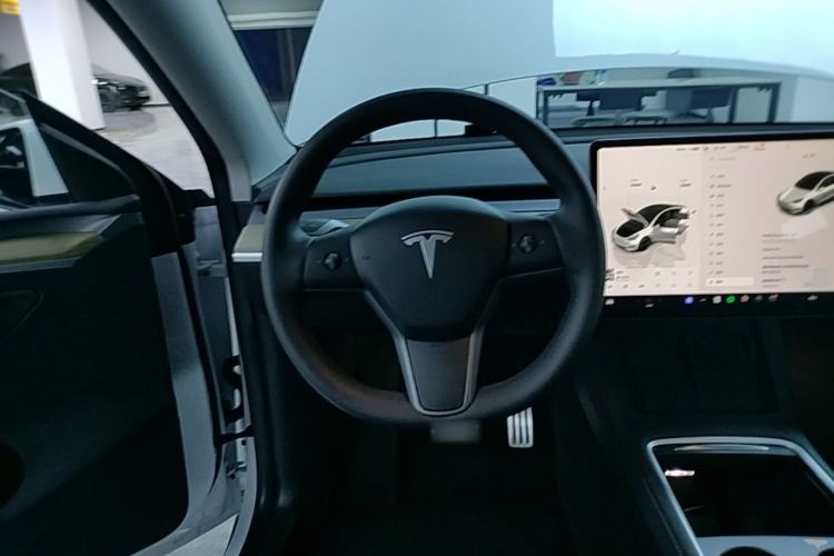 Used Tesla Model Y 2022 Performance High-Performance All-Wheel-Drive Version
