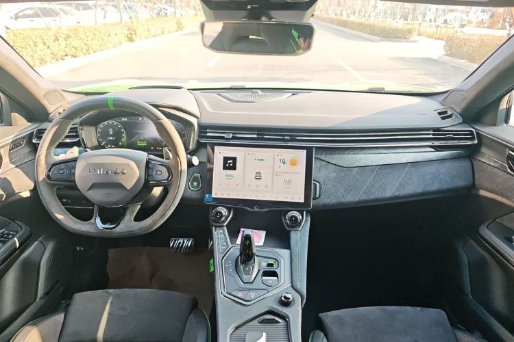 Used Lynk & Co 05 2022 05+ 2.0TD Automatic Exploration Edition