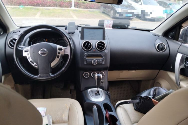 Used Nissan Qashqai 2012 2.0 XV LE CVT 2WD Center Console