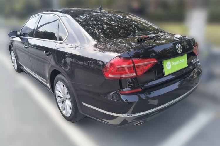 Used Volkswagen Passat 2017 330TSI DSG Luxury Edition
