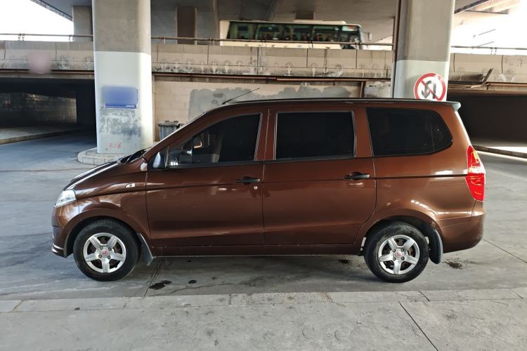 Used Wuling Hongguang 2015 1.2L S Base Model China V Standard
