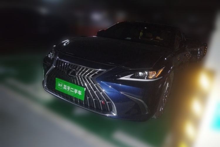 Used Lexus ES 2023 200 Excellence Edition