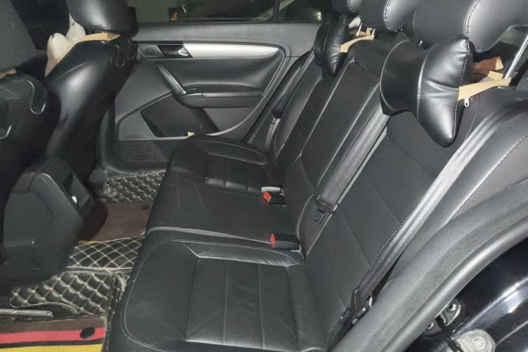 Used Volkswagen Lavida 2013 Restyled Classic 1.6L Automatic Comfort Edition