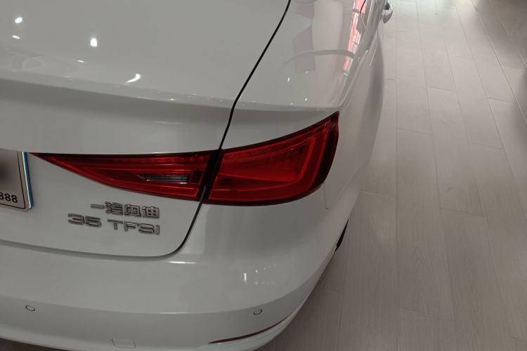 Used Audi A3 2016 Limousine 35 TFSI Prestige Edition