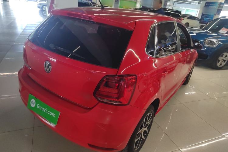 Used Volkswagen Polo 2016 1.6L Automatic Comfort Model Rear Right 45 Deg