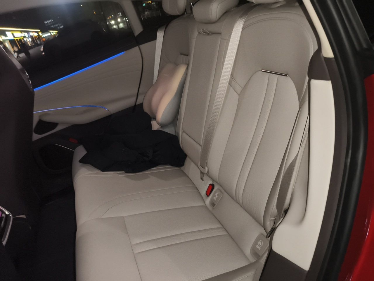 Xiaomi Auto SU7 2026 Model Standard Edition — снимка 17
