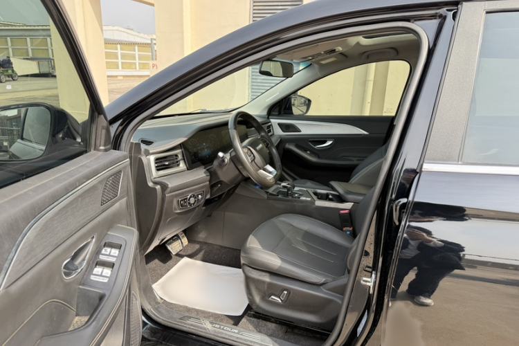 Used JETOUR X90 PLUS 2023 1.6TD DCT Villa 5-Seater Interior 2