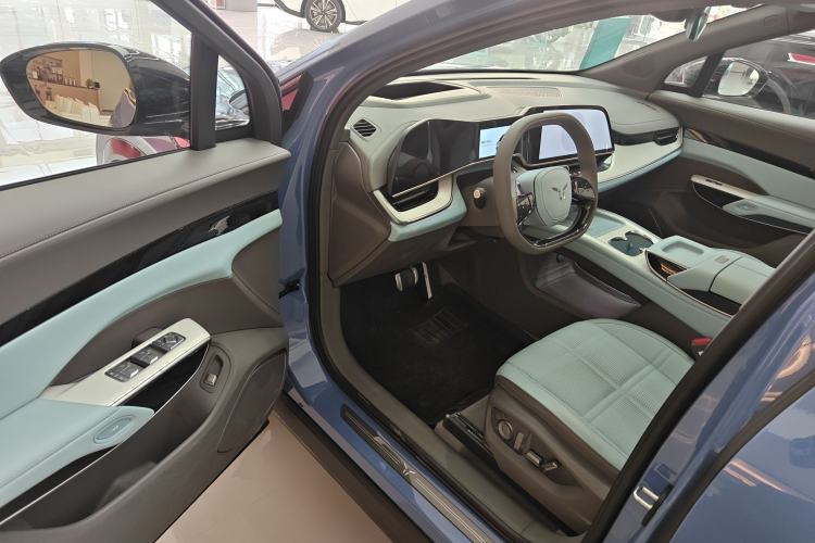 Used Hongqi Tiangong 08 2025 605 Smart Selection Edition
