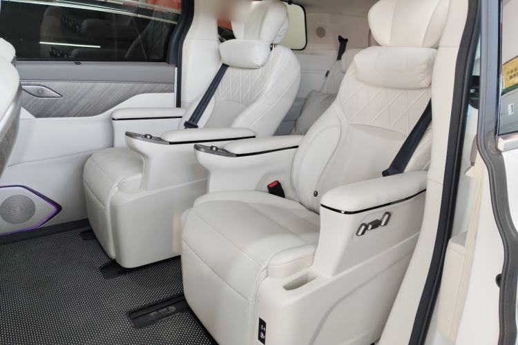 Used Wey Gaoshan 2025 Four-Wheel Drive Alpine 8
