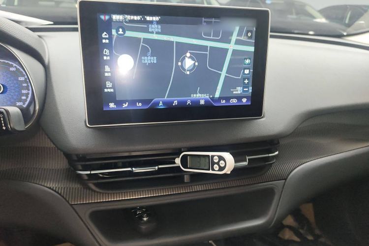 Used Hongqi E-QM5 2022 431 km Charge & Enjoy Edition