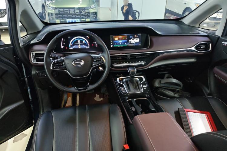 Used GAC Trumpchi M6 2023 PRO 270T DCT Luxury Edition Center Console